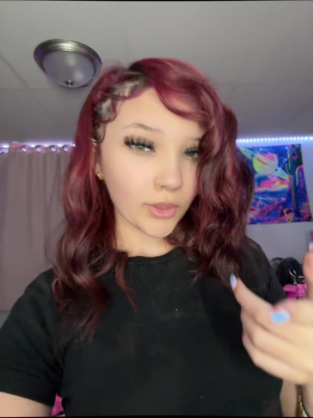 @𖣂