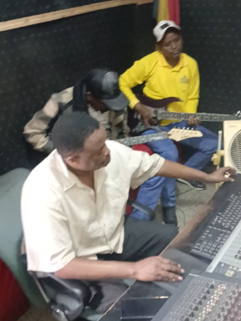 @Kidrays Studios