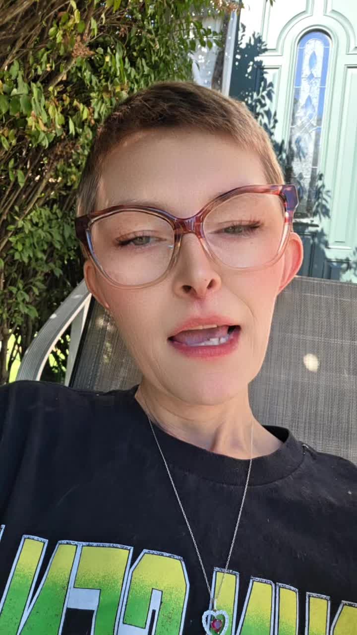 @QueenB502