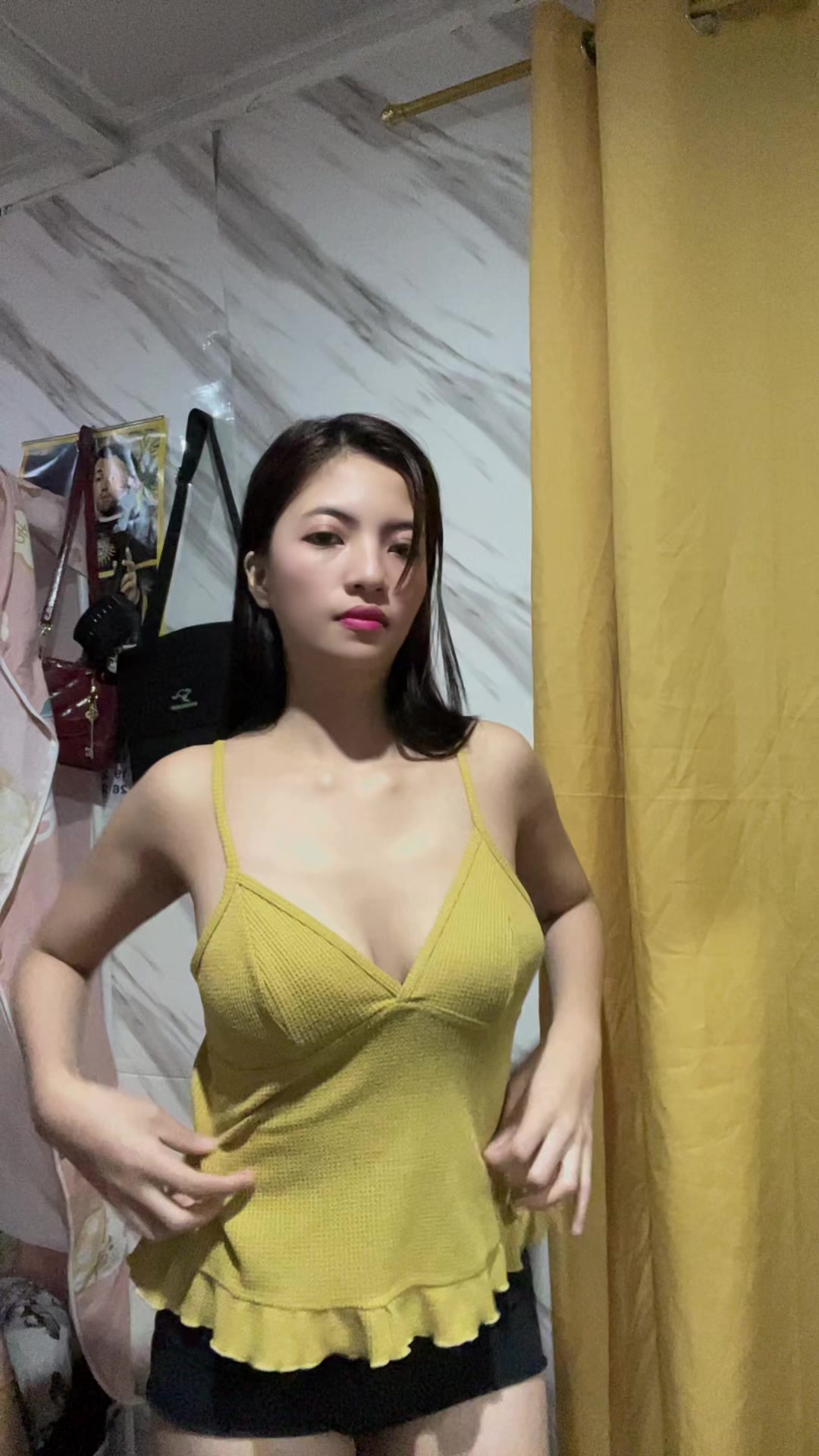 @MOMARIEKATE