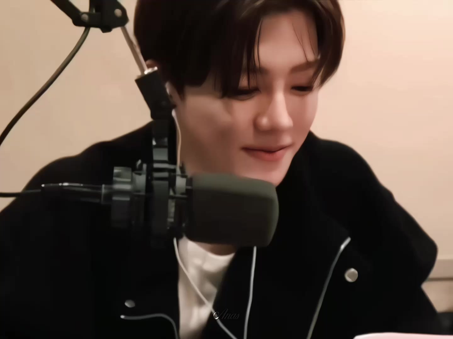 @𝘈𝘯𝘢𝘴.