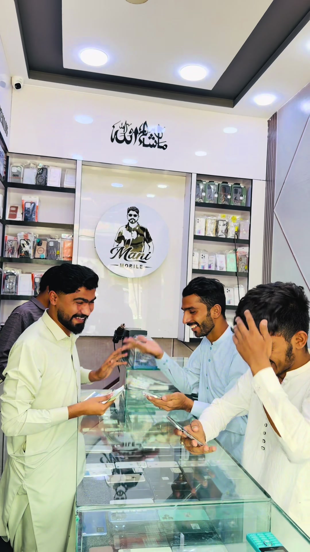 @Mani mobile gojra ✌️