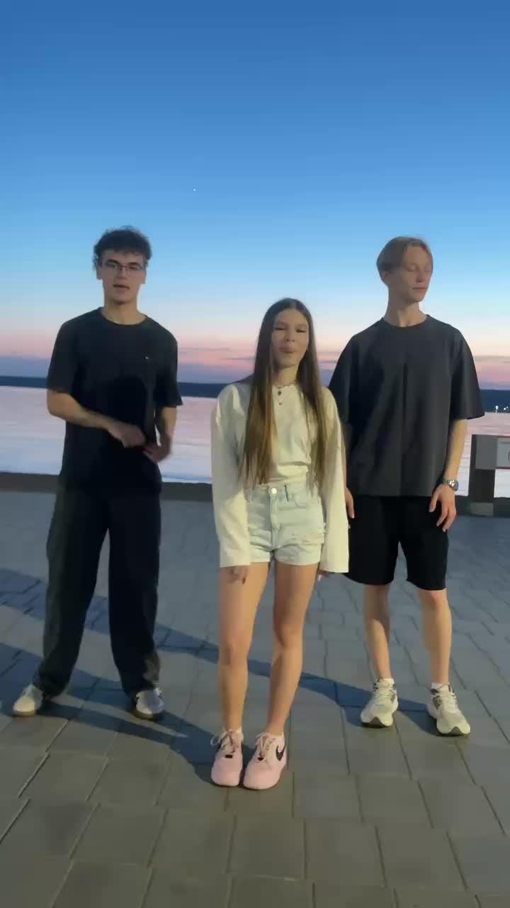 @g_oniks