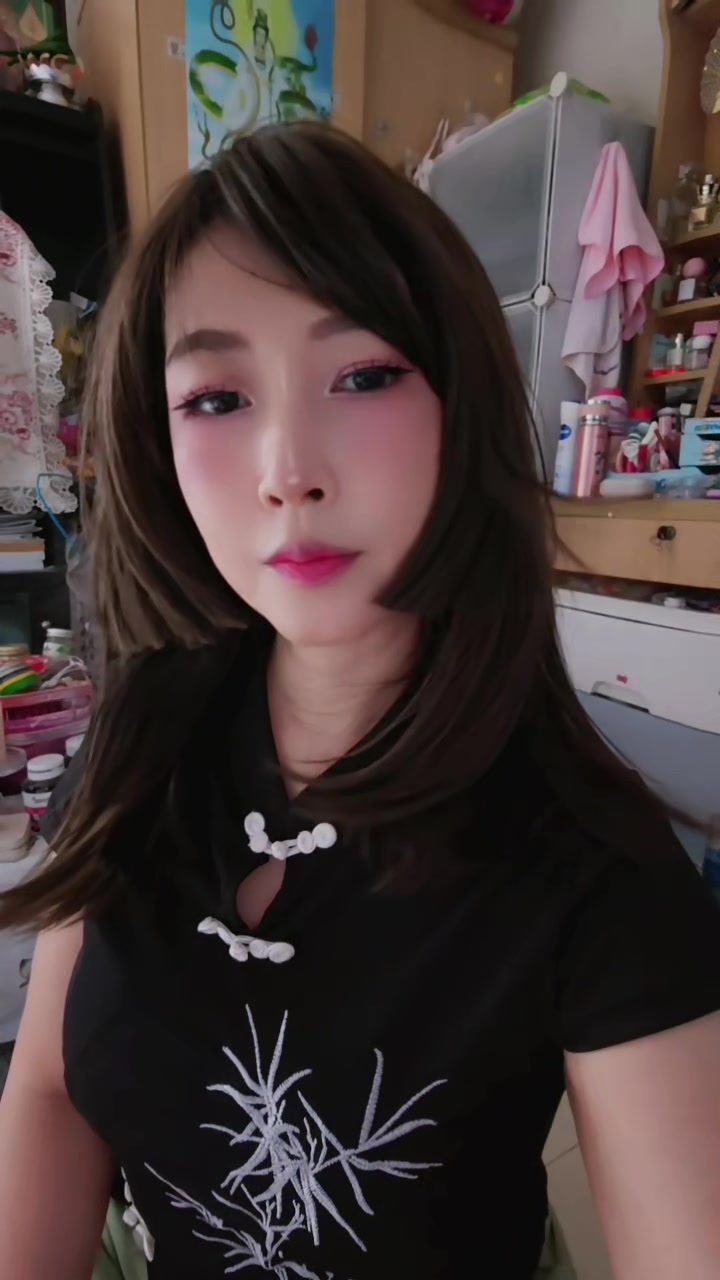 @丽琳_ลี่หลิน Lì Lín