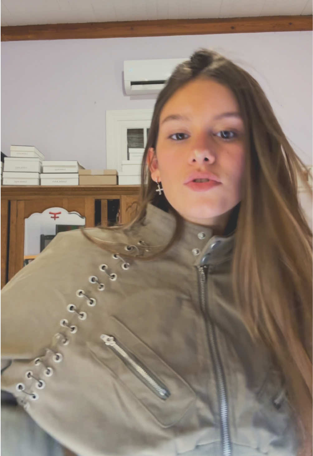 @vickkシ
