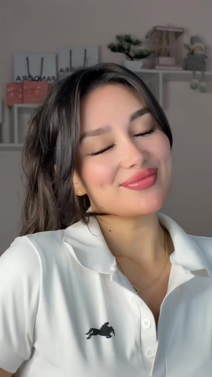 @Taya2002a