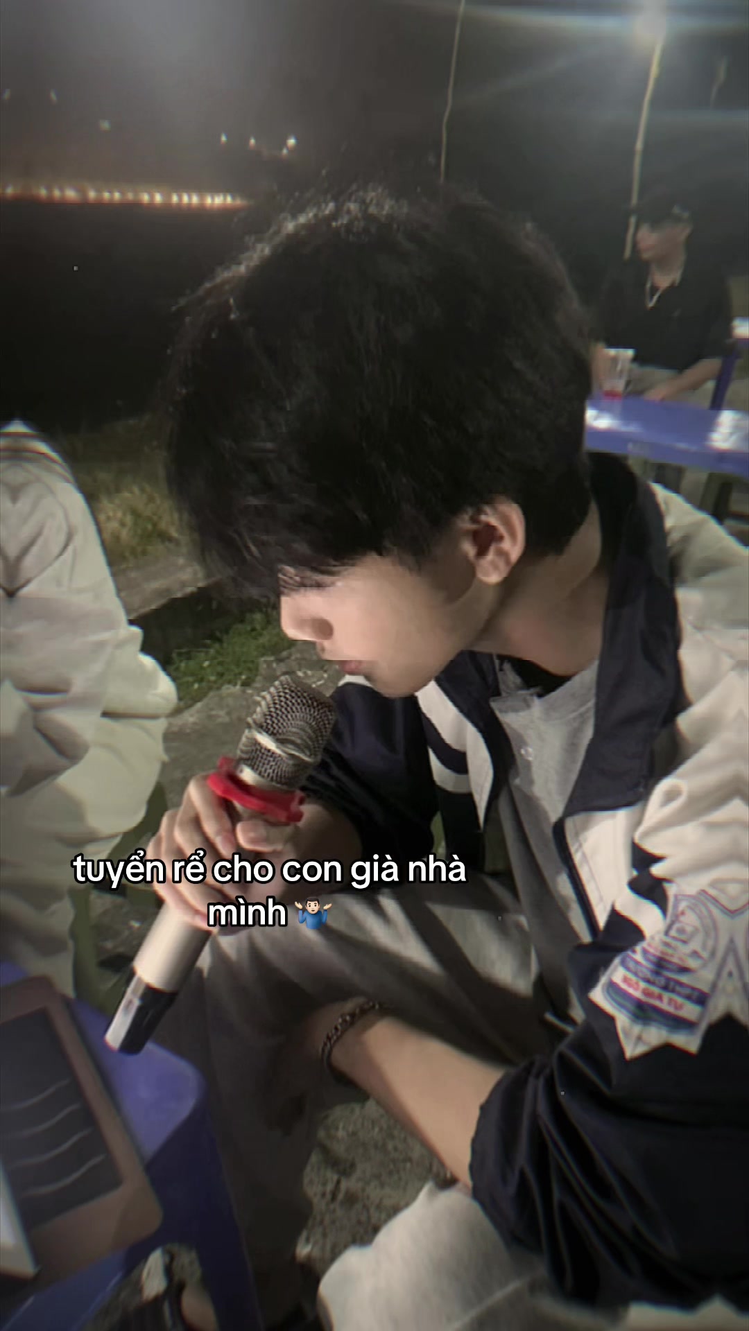 @akaza