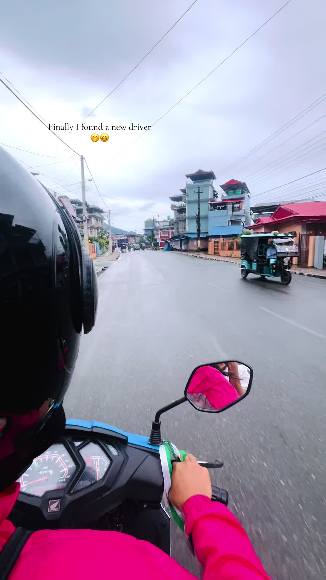 @रचना🫧🕊️