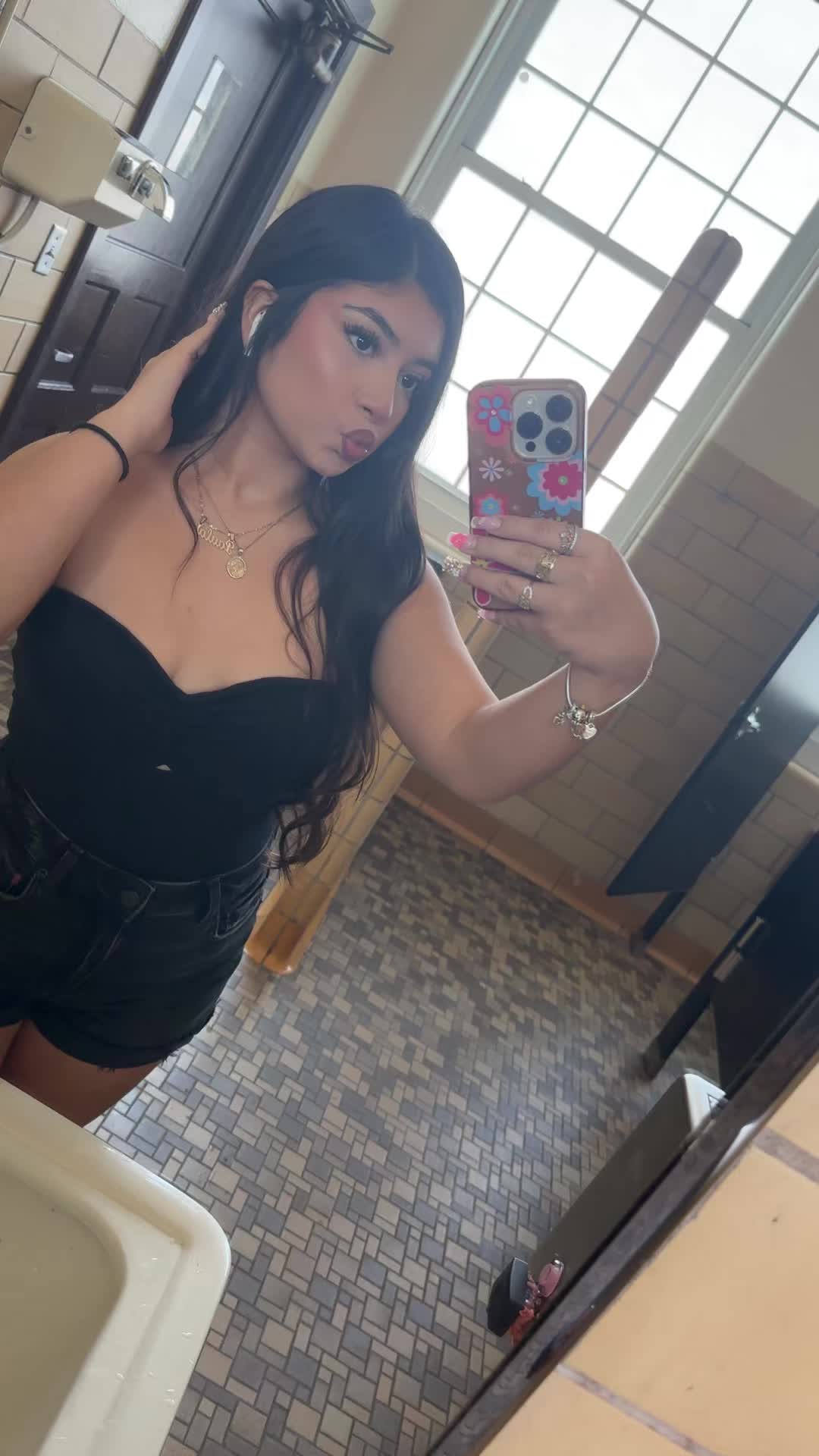 @paula𝜗𝜚