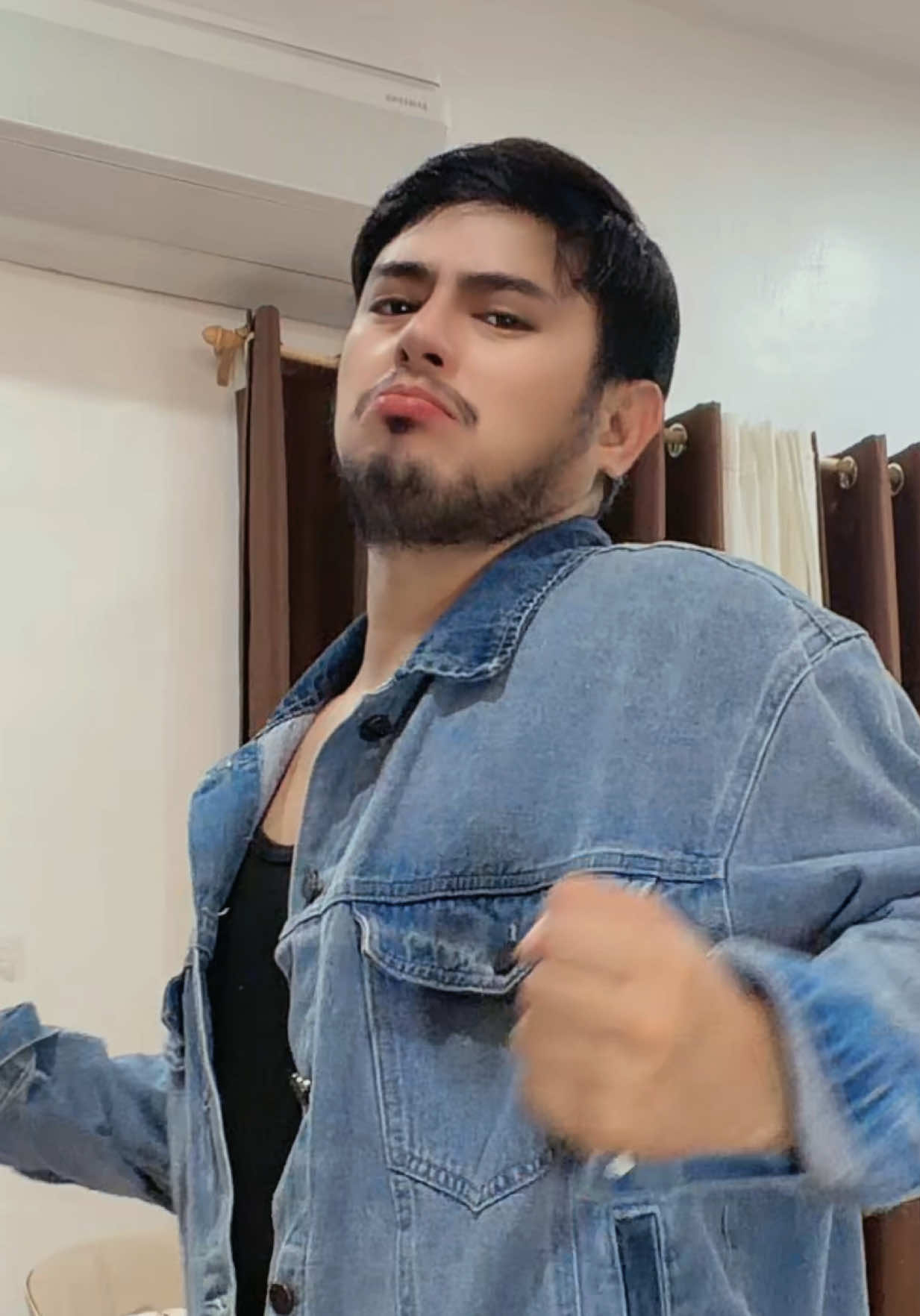 @Reyo