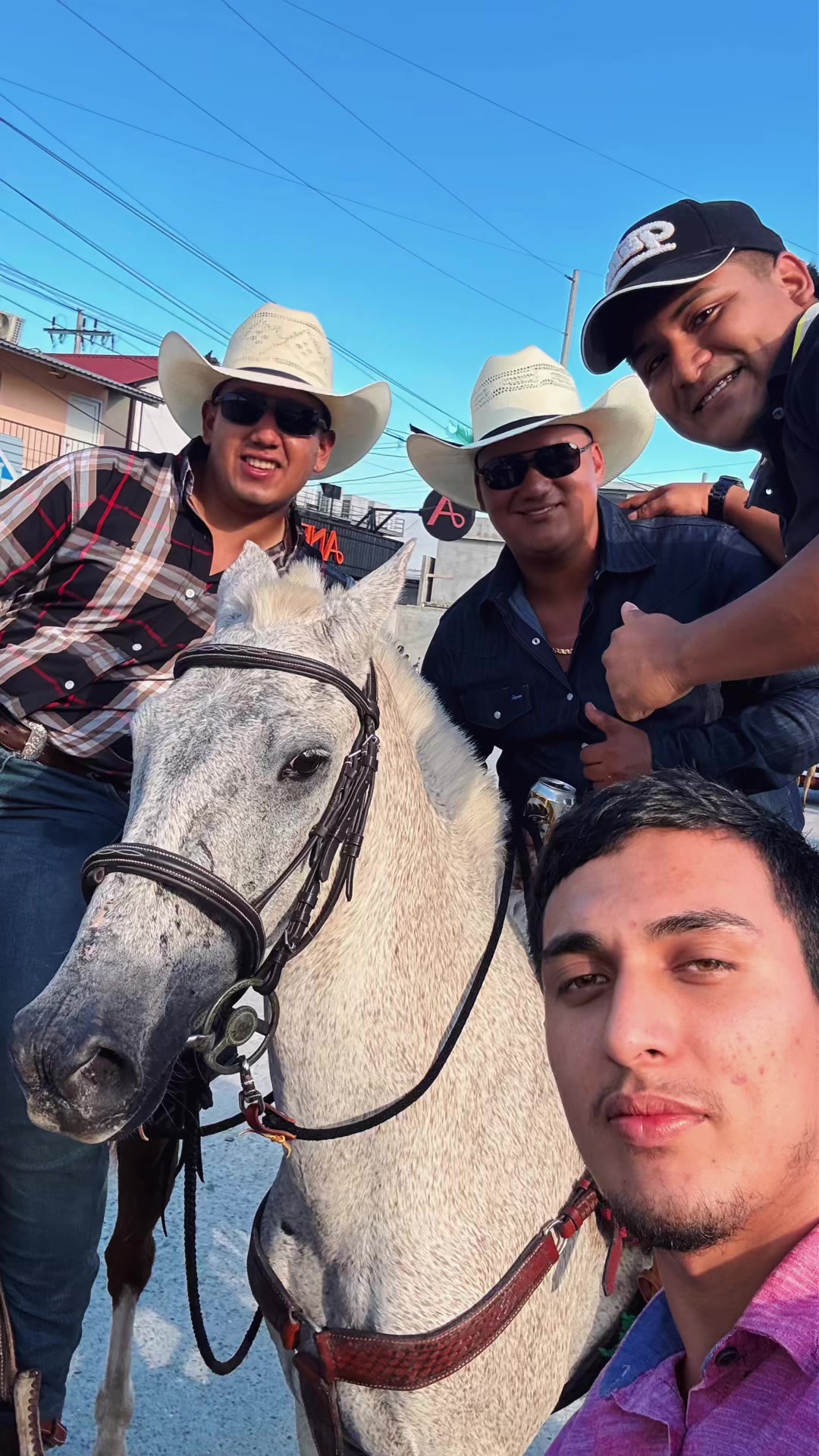 @Lázaro Espino