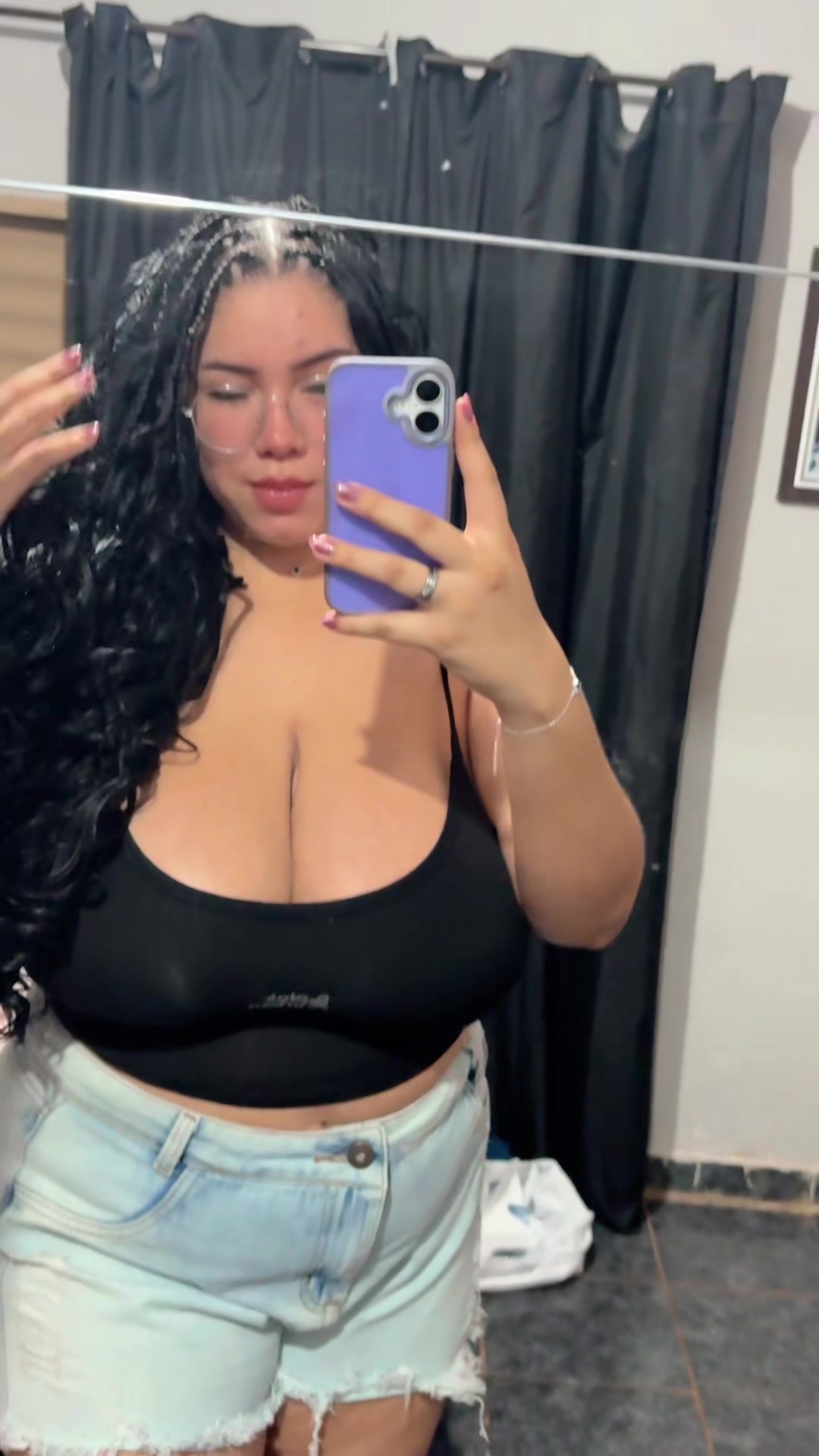 @Thays_j.f