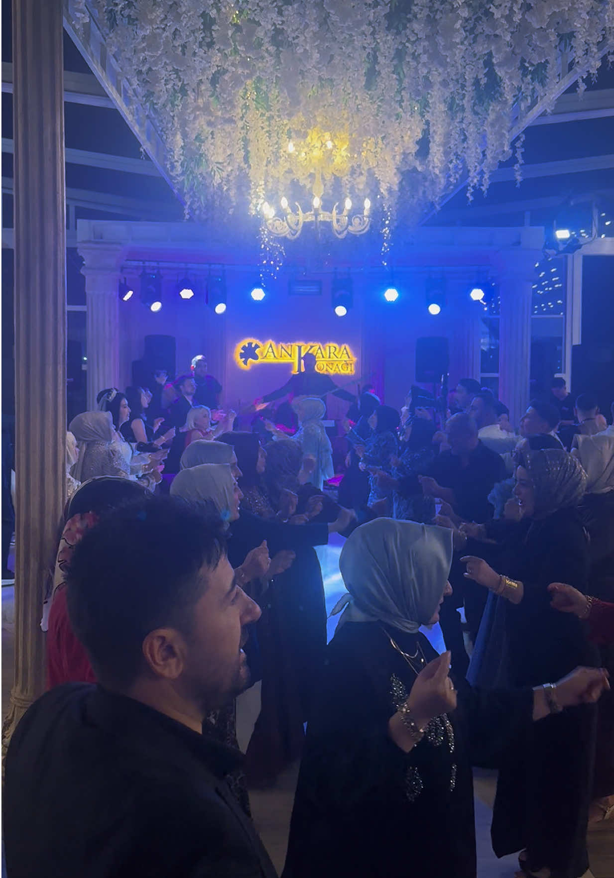 @Anıl Araz