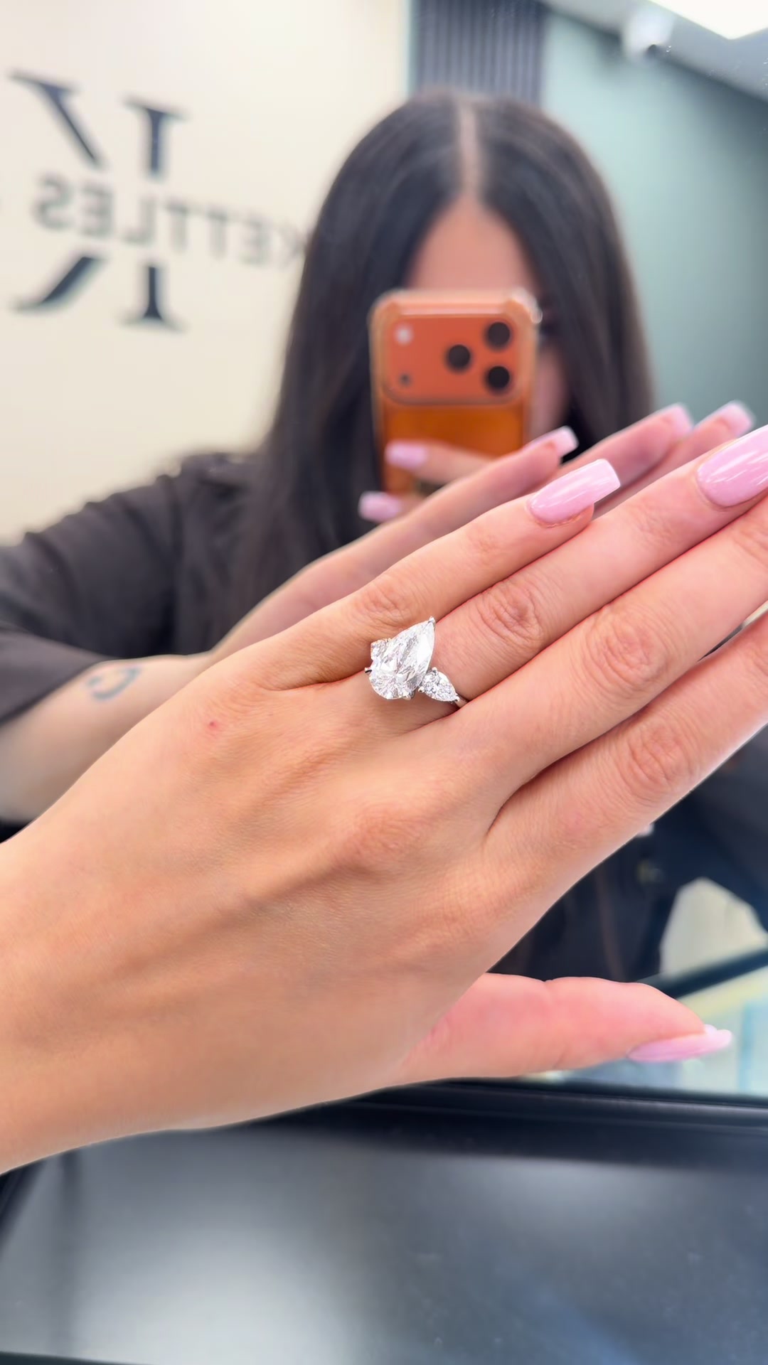 @Mels | Jeweller
