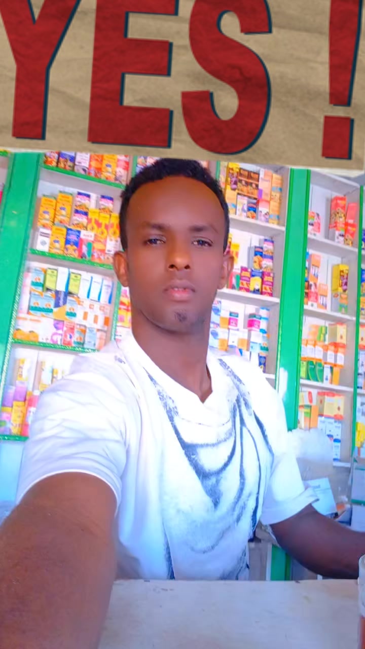 @Hal abuur Baasim