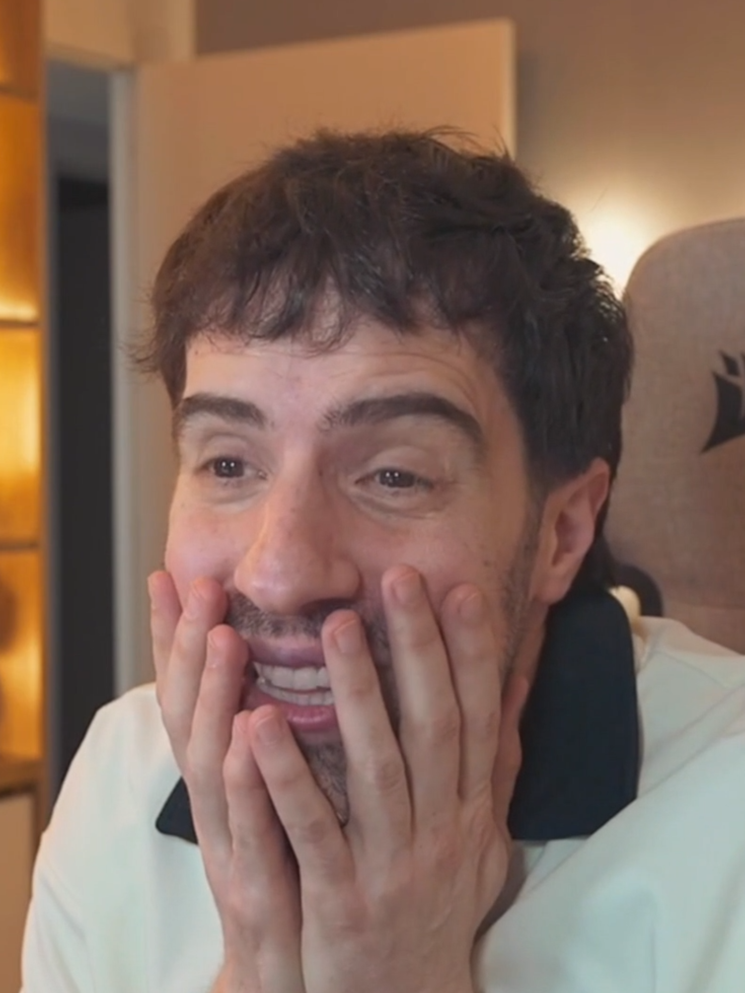 @𝐑𝐎𝐋𝐎 𝐋𝐎𝐏𝐄𝐙