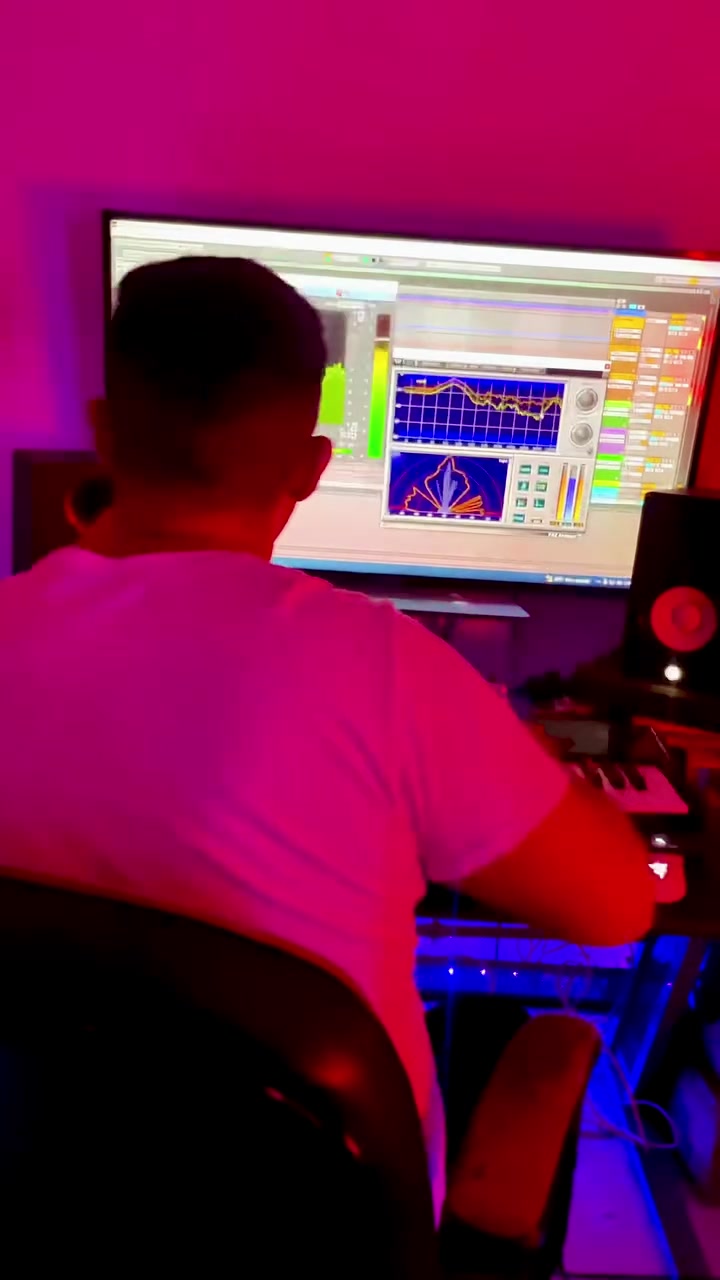 @FreakNoize