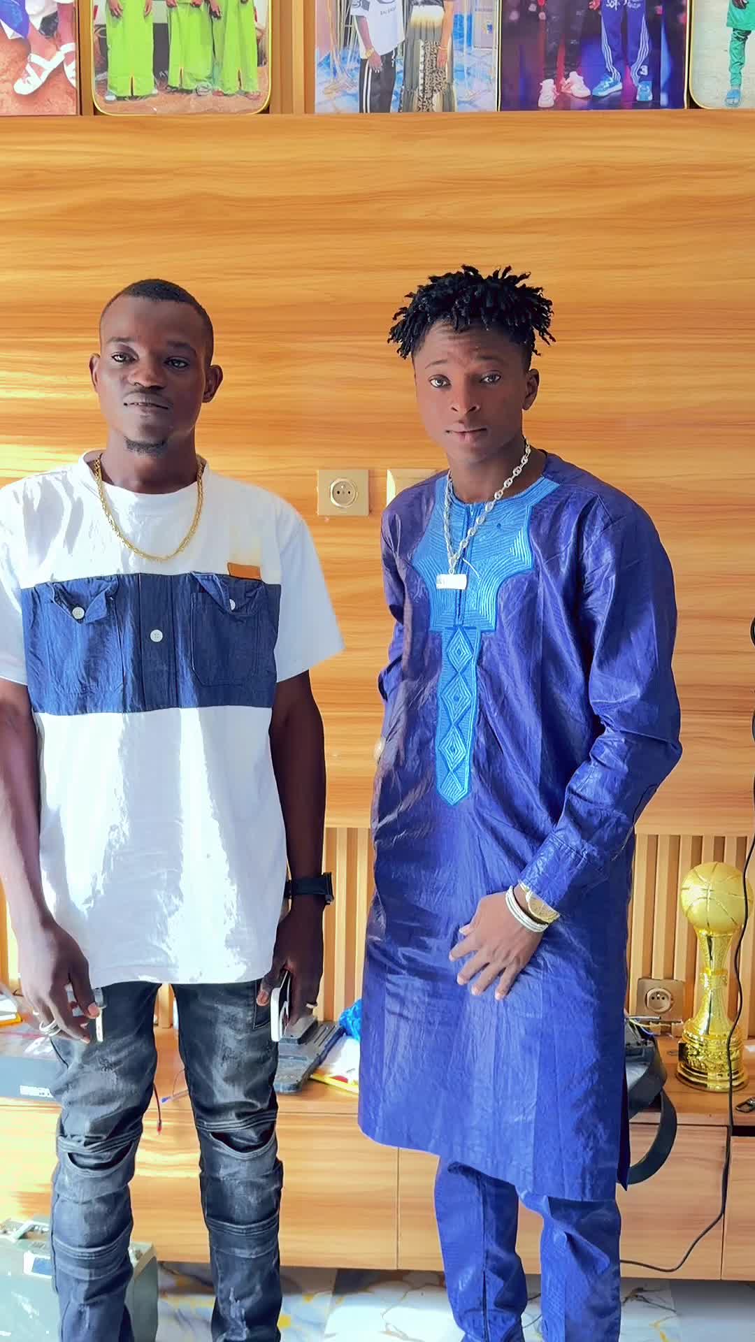 @King junior officiel