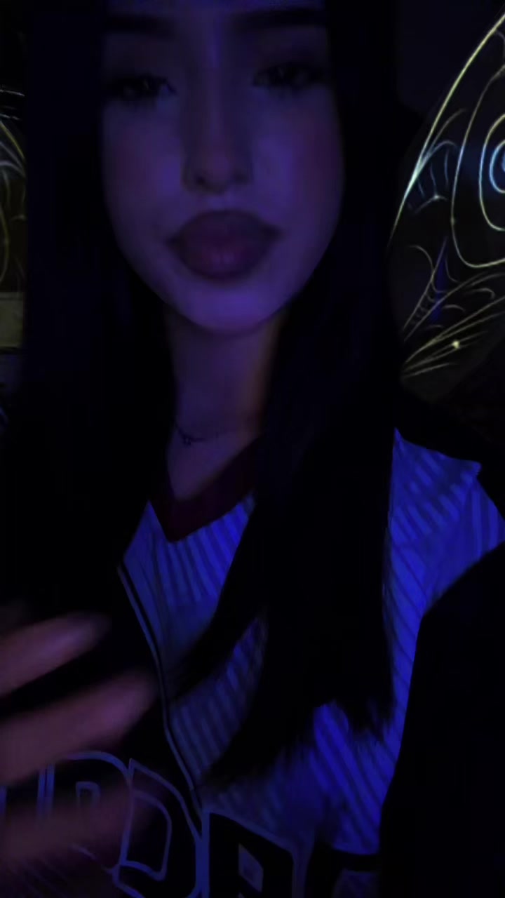 @ℋℯ𝓇𝓃𝒶𝓃𝒹ℯ𝓏 ✨🤍