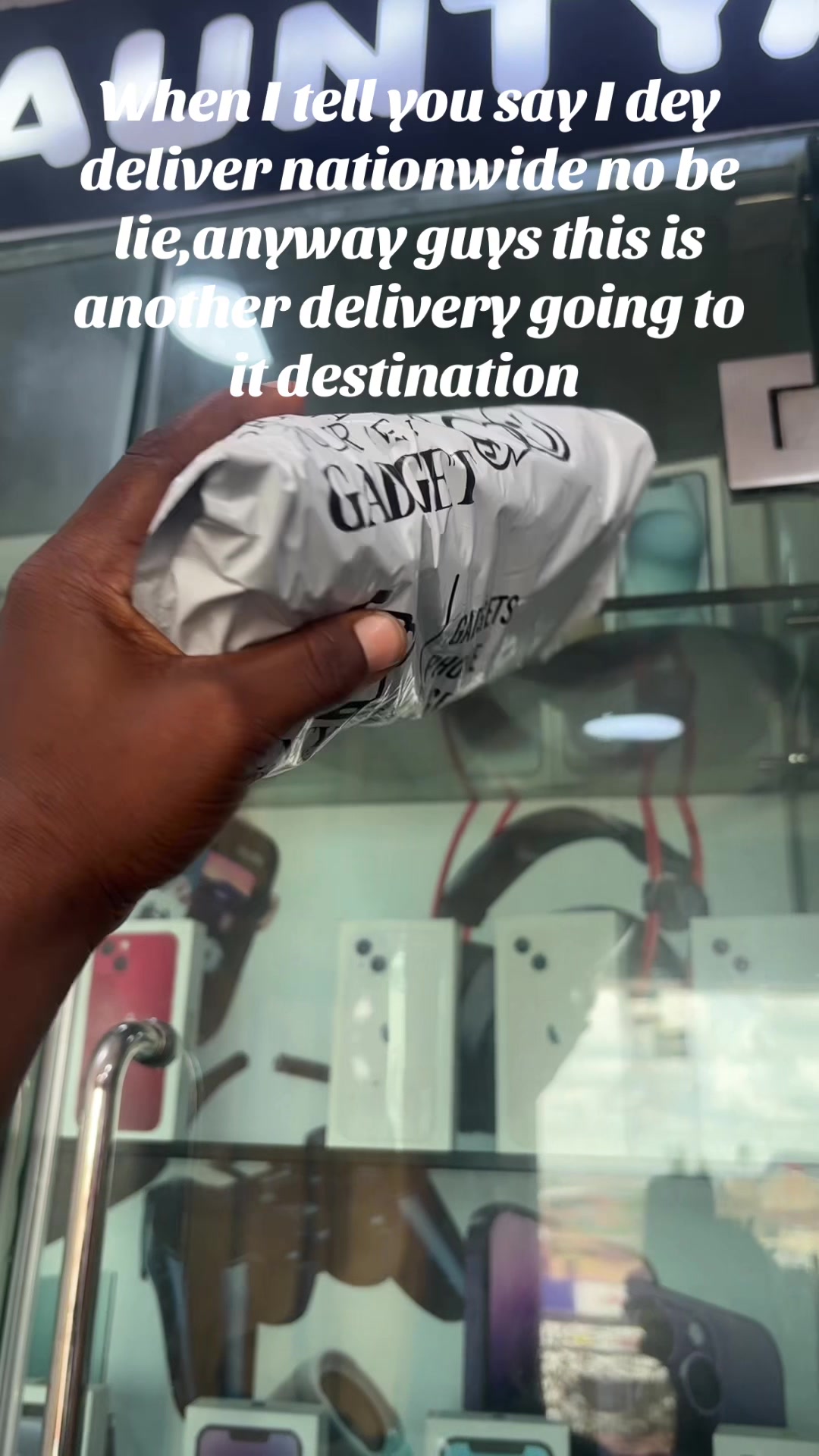 @auntyamori_iphonestore