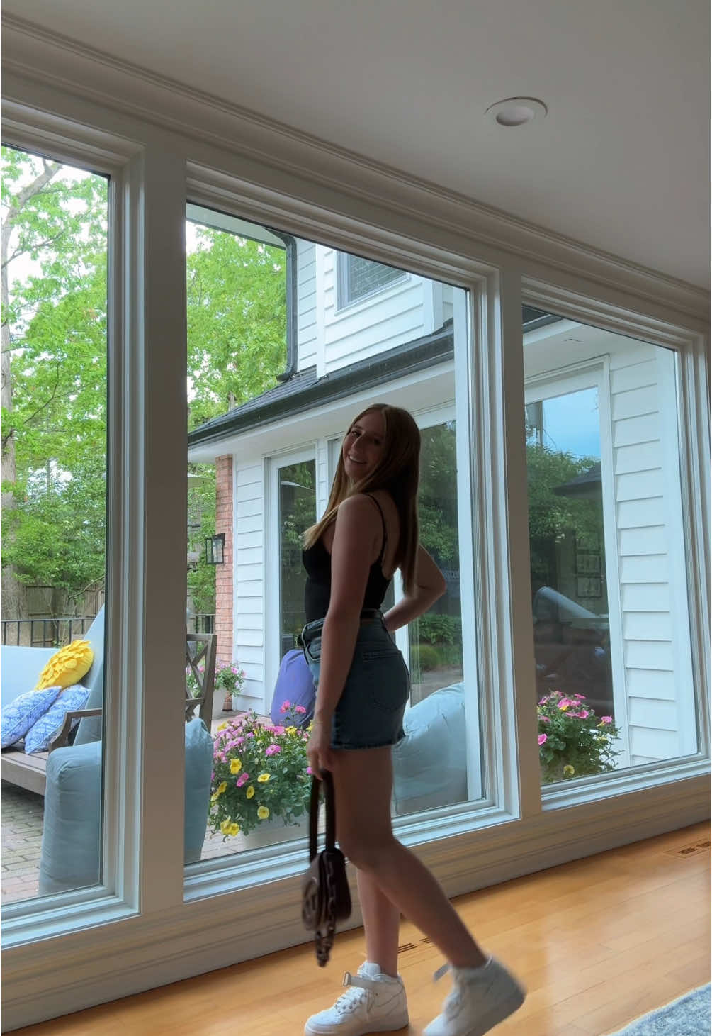 @ella