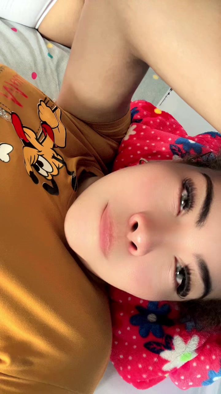 @🌸🍒la niña👸🎀