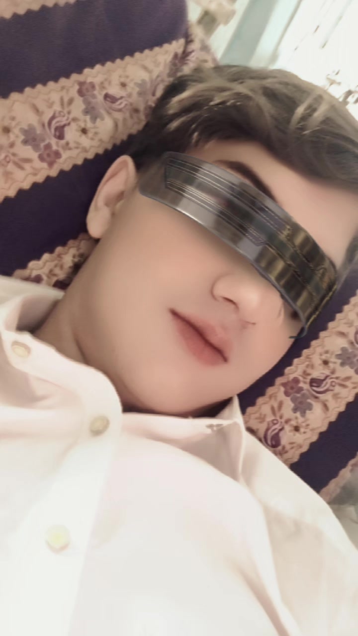 @༻𝑼𝑲.义💸