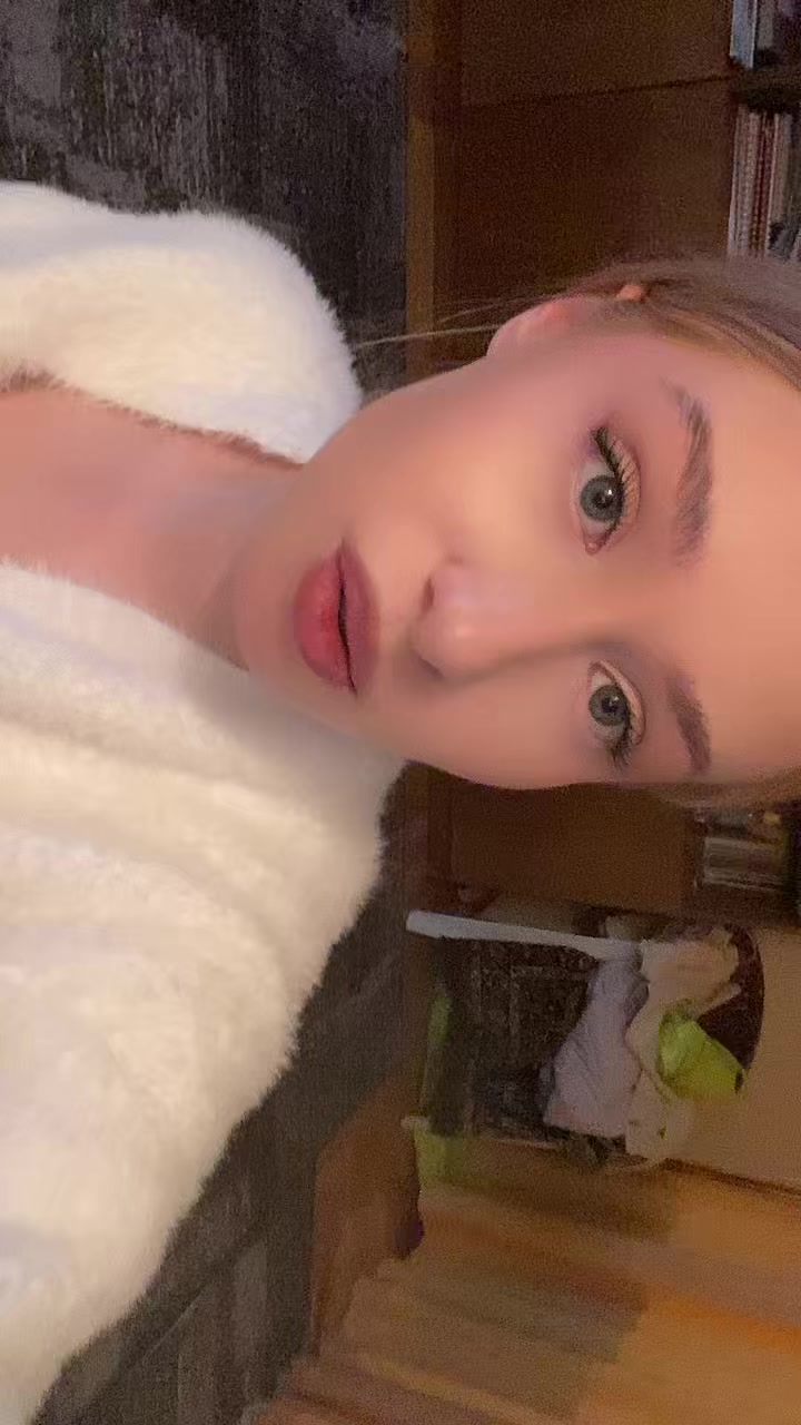 @Ксю🩷