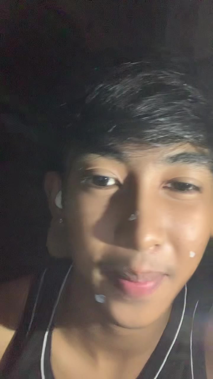@JUSTIN👤