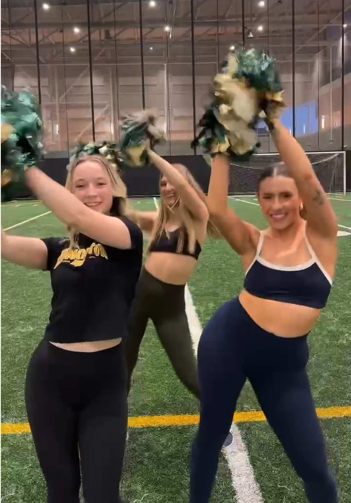 @Edmonton Elks Cheer Team