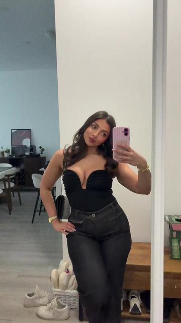 @Victoria Leva