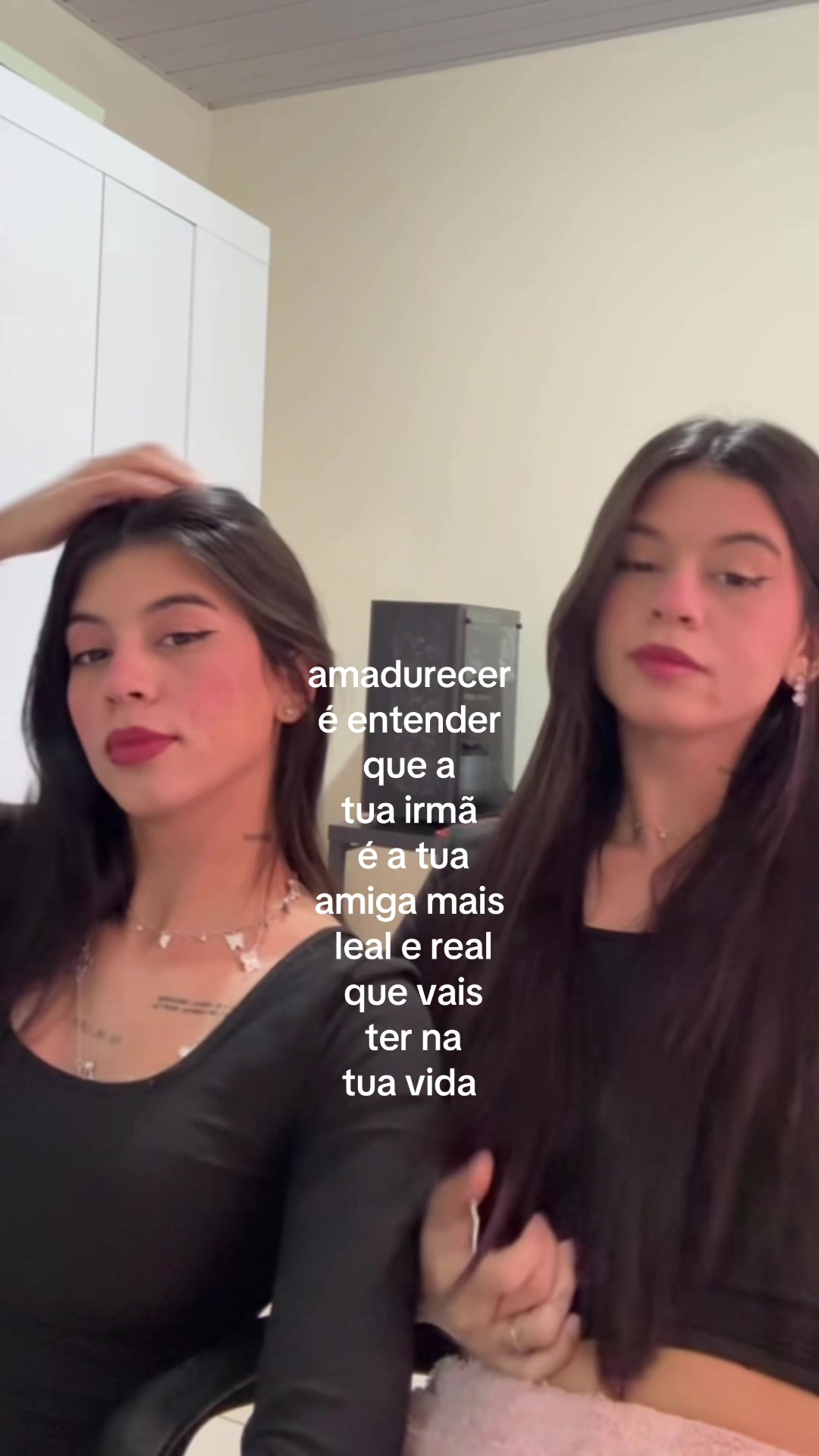 @thaís e agdha