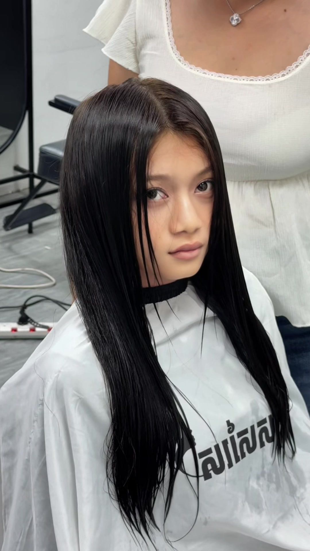 @Sorsaisork Hair Straight