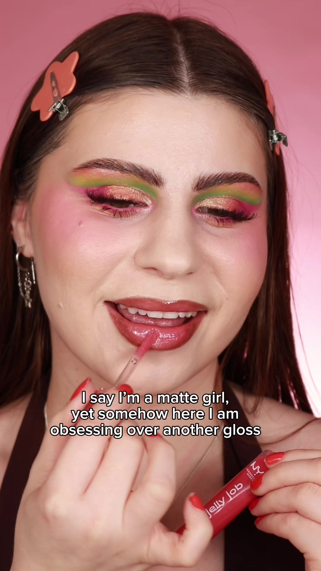@Liana Tries Makeup