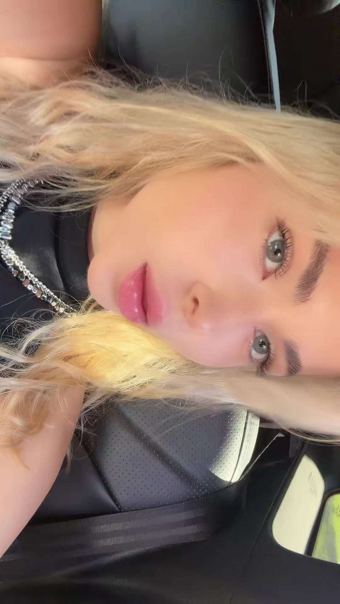 @a.nnaalive
