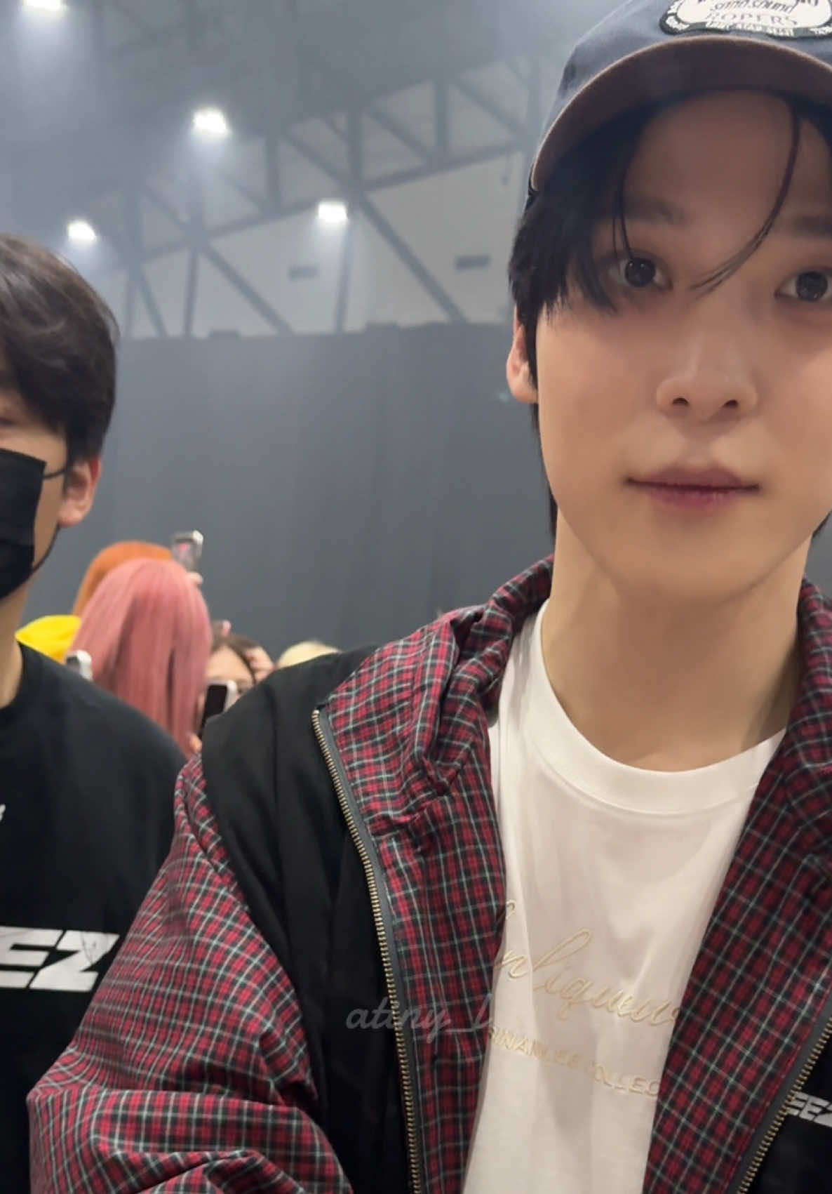 @atiny_l 🐳