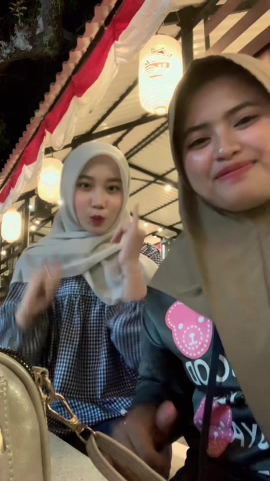 @Adabiladisini