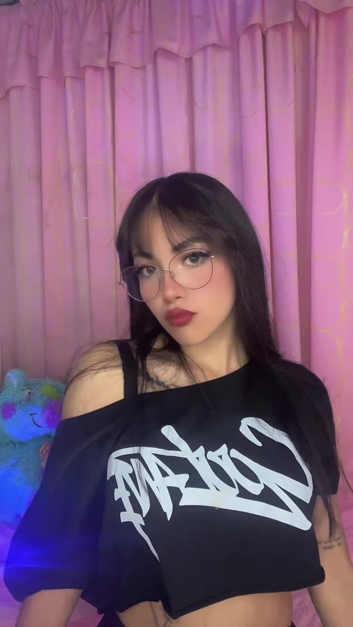 @Karen🍒