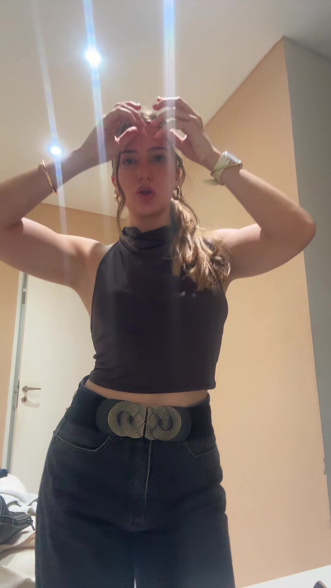 @Camila