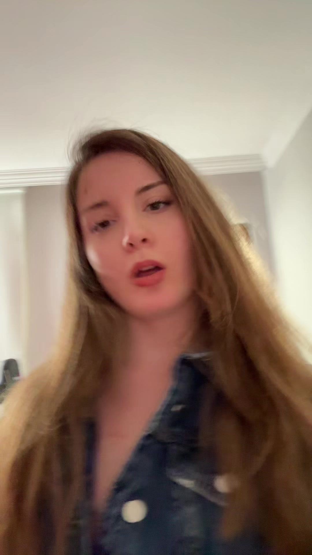 @🦦