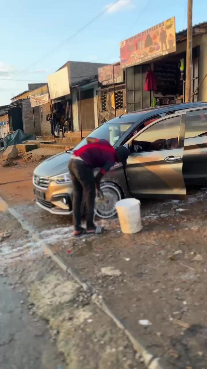 @cosmo_finest_cabs1