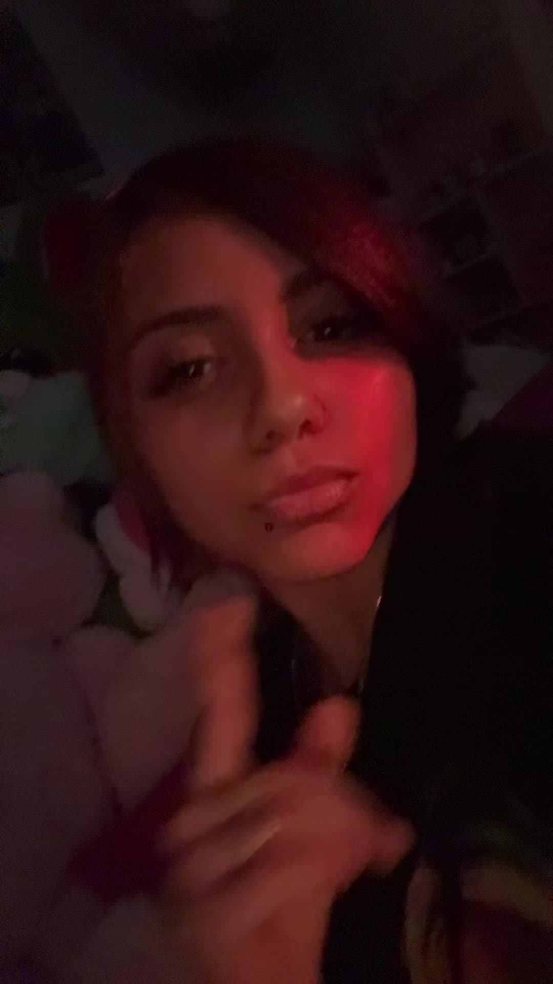 @️