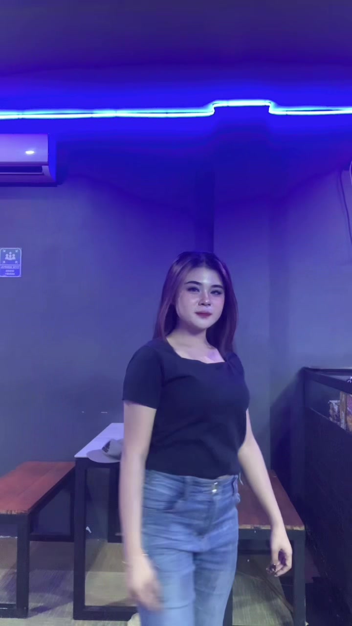 @dipoo