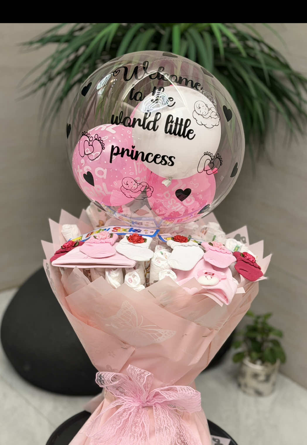 @𝐒𝐀𝐋𝐋𝐘 𝐒𝐓𝐎𝐑𝐄♥