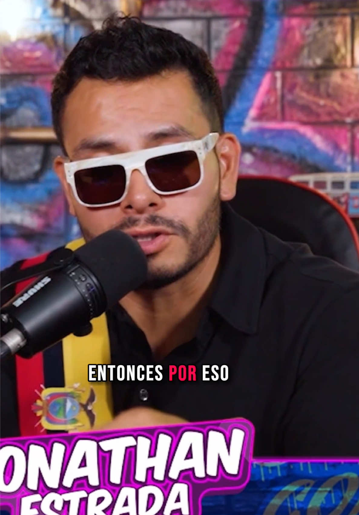 @Elhueco_