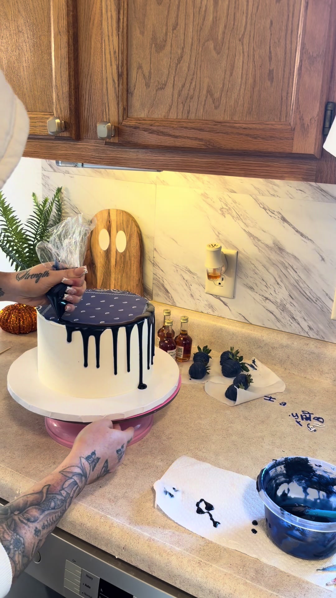 @Kellsie Cakes