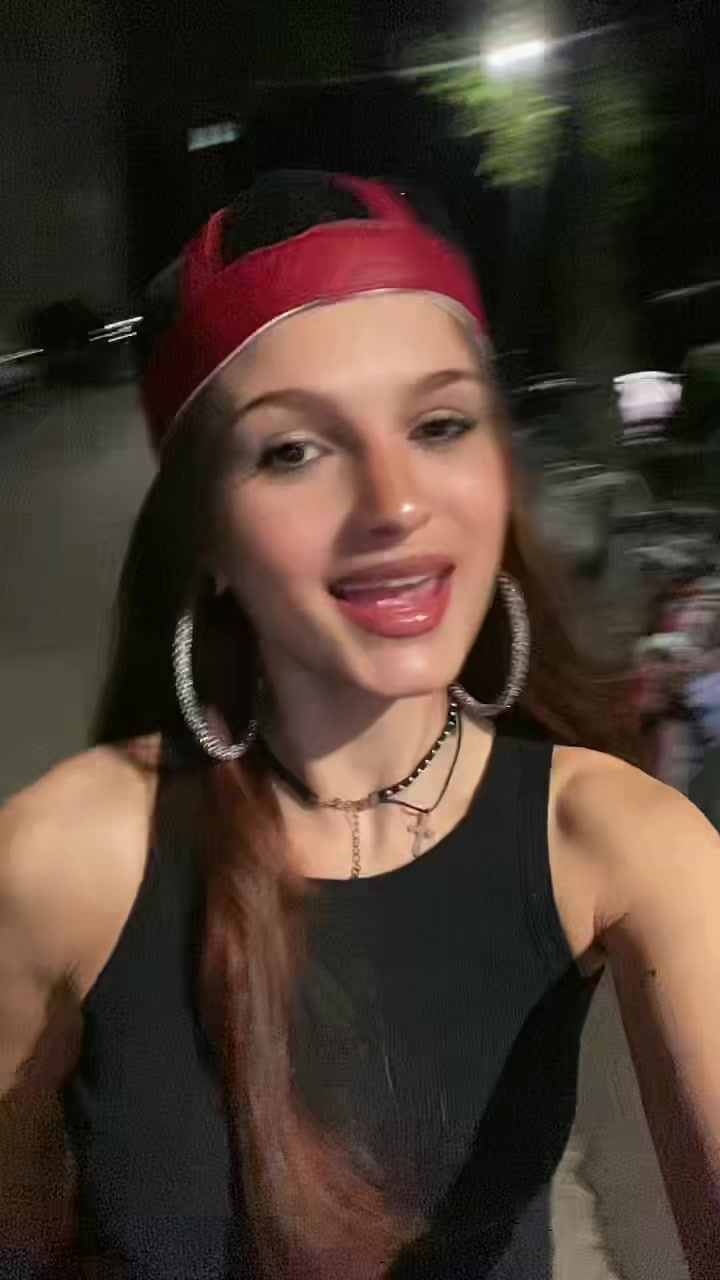 @Леонтина