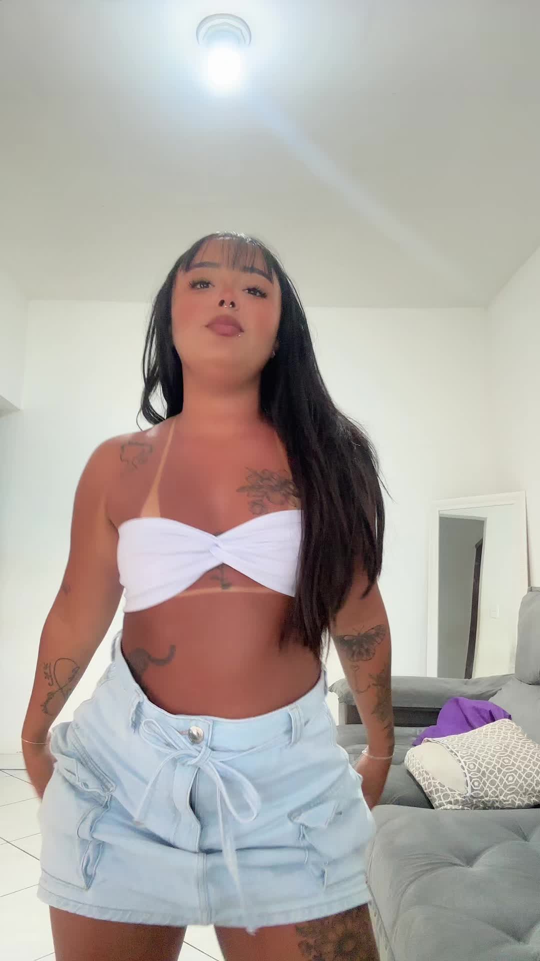 @&Iacute;ndia71