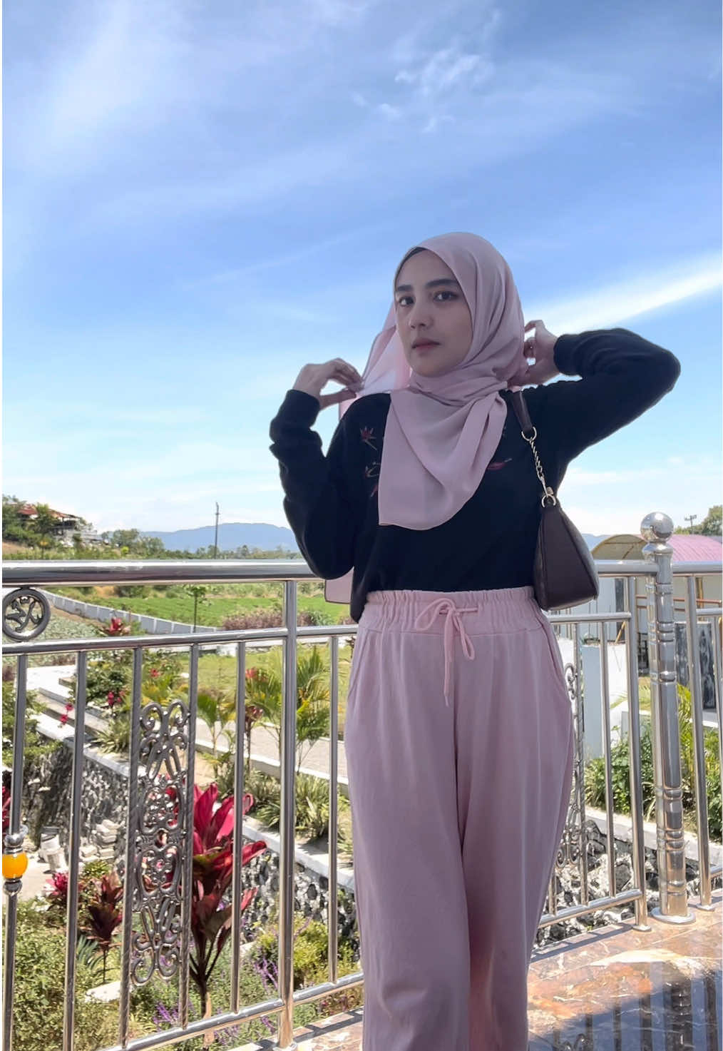 @alisa