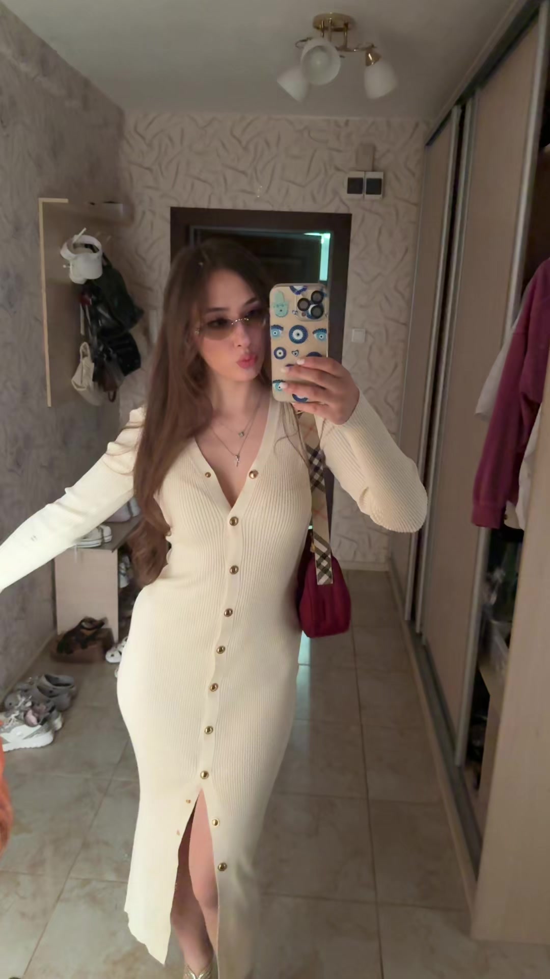 @vv_e_s_t